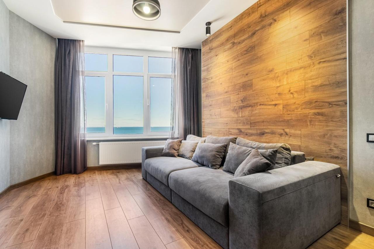 Sea Symphony Wood Style Apartment Odessa Ngoại thất bức ảnh