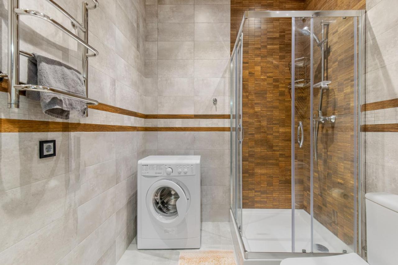 Sea Symphony Wood Style Apartment Odessa Ngoại thất bức ảnh